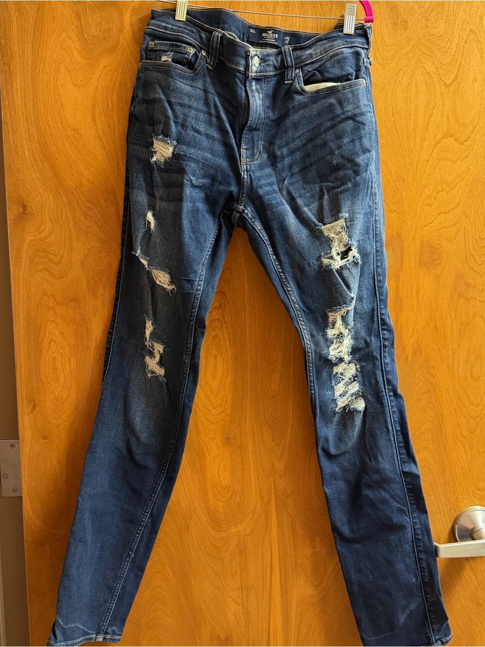 Hollister Jeans Men’s Size 34X32 Distressed Stacked Skinny